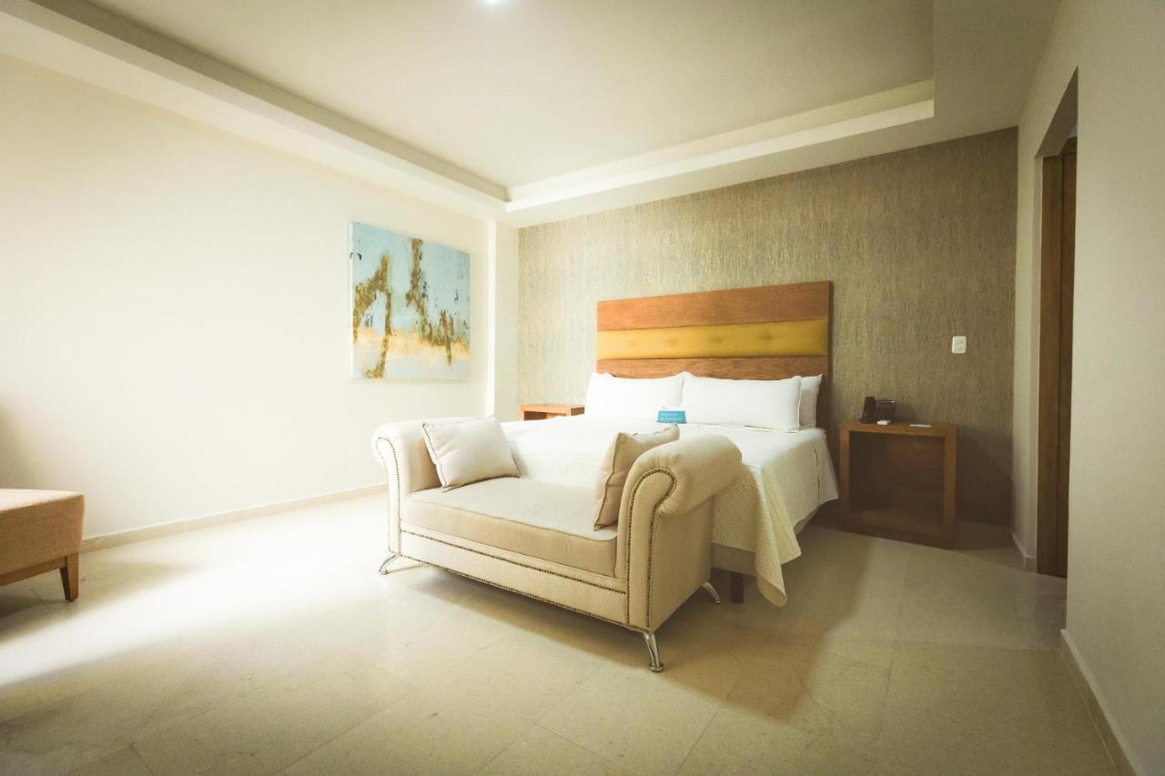 Hotel Andalucia Torreón Extérieur photo